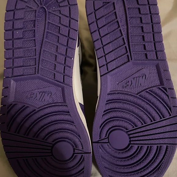 Air Jordan 1 High Royal Court Purple main image 9